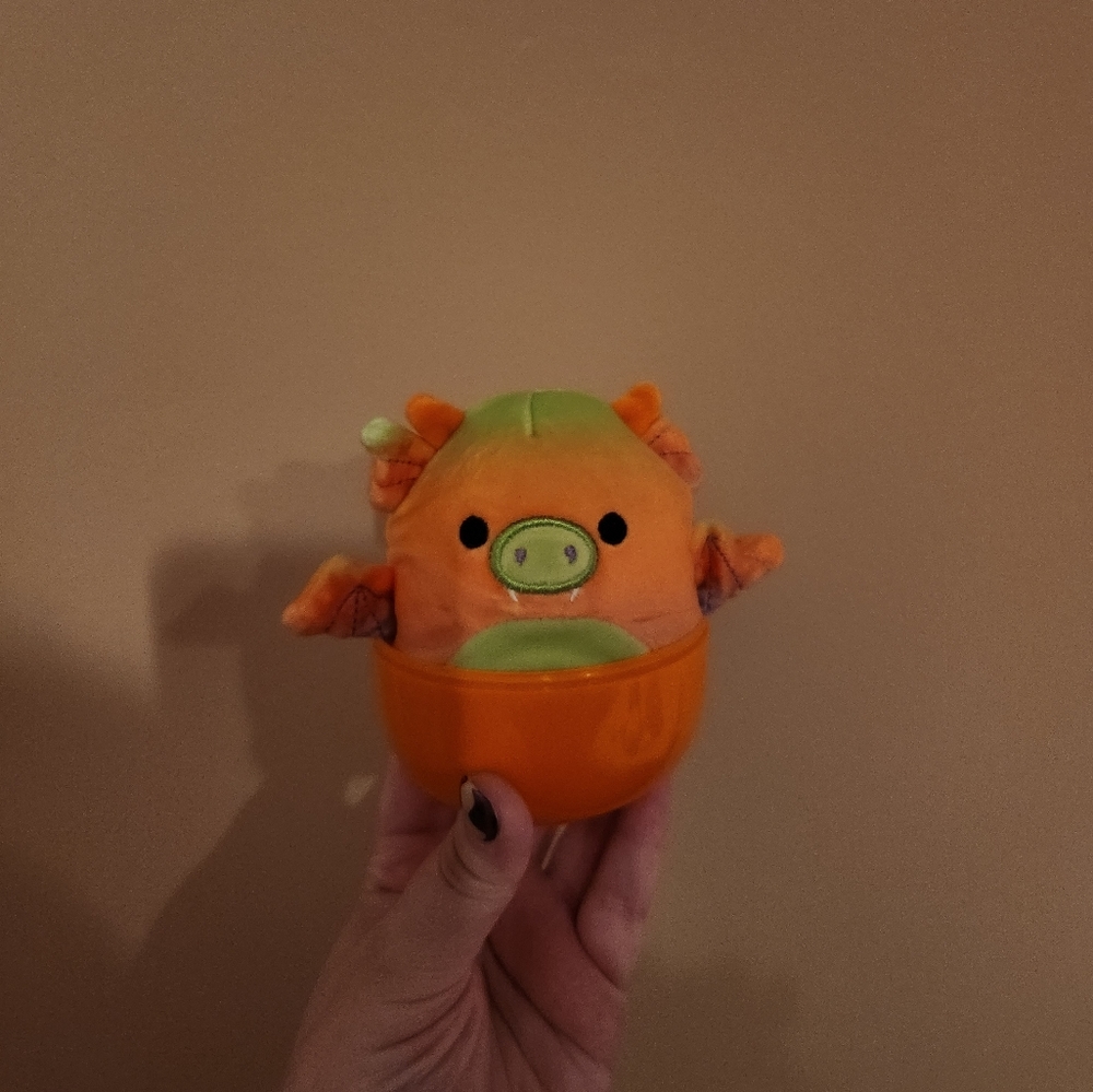 Dionne Capsule Squishmallow